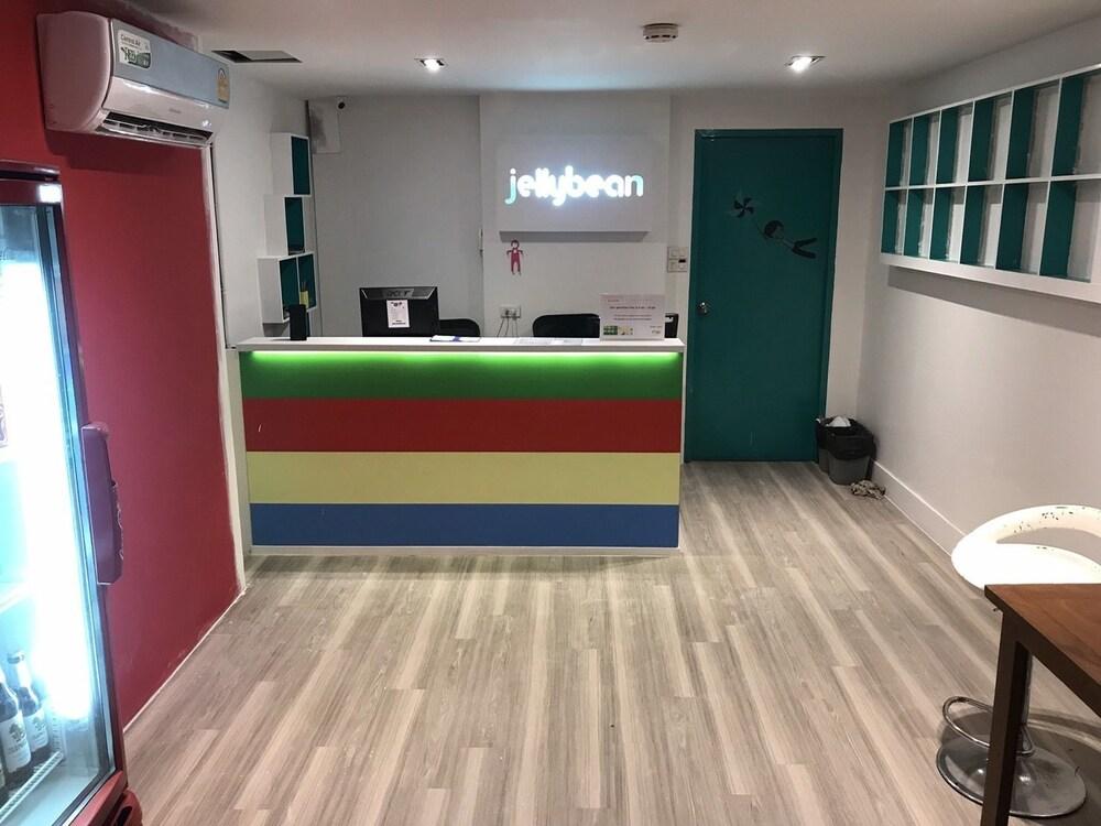 Jellybean Ezy Hostel Sathorn Bangkok Exterior foto