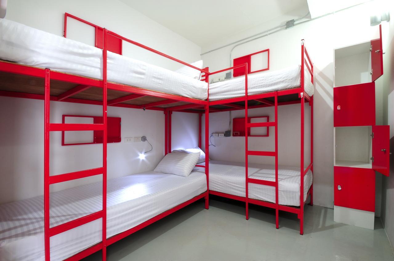 Jellybean Ezy Hostel Sathorn Bangkok Exterior foto